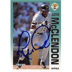 626324 Lloyd McClendon Autographed Baseball Card - Pittsburgh Pirates 1992 Fleer - No.560