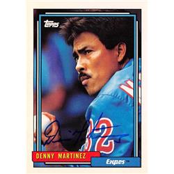 653443 Dennis Martinez Autographed Baseball Card - Montreal Expos 1992 Topps - No.15