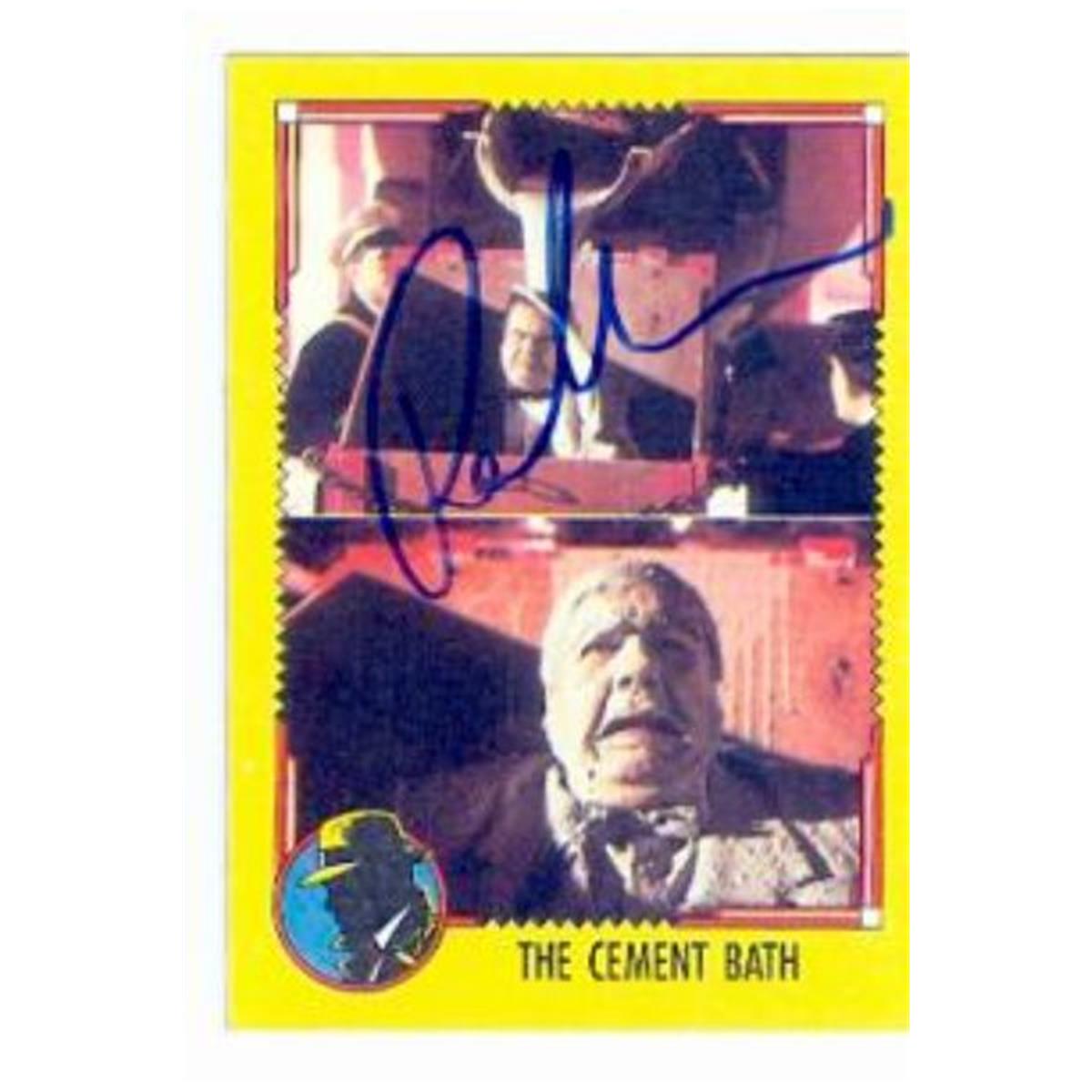 584506 Paul Sorvino Signed Card - Topps Dick Tracy - No.31 IP