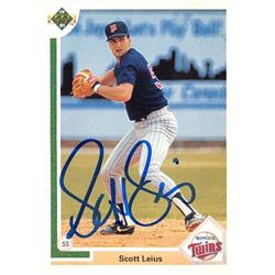 Scott Leius Autographed Baseball Card - Minnesota Twins 1991 Upper Deck - No.35