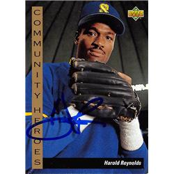 626191 Harold Reynolds Autographed Baseball Card - Seattle Mariners 1993 Upper Deck Community Heroes - No.35