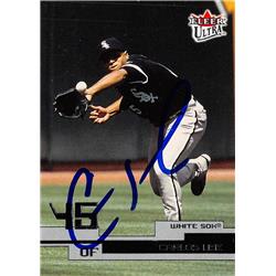 621680 Carlos Lee Autographed Baseball Card - Chicago White Sox 2003 Fleer Ultra - No.154