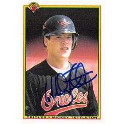 622691 Mickey Tettleton Autographed Baseball Card - Baltimore Orioles 1990 Bowman - No.254