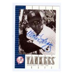586204 Hector Lopez Autographed Baseball Card - New York Yankees 2000 Upper Deck - No.40 Yankees Legends