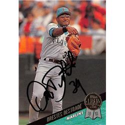 626588 Orestes Destrade Autographed Baseball Card - Florida Marlins 1993 Leaf - No.304
