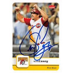 637639 Sean Casey Autographed Baseball Card - Cincinnati Reds, Pirates 2006 Fleer - No.318