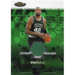 653647 Vin Baker Player Worn Jersey Patch Basketball Card - Boston Celtics - 2003 Topps Finest No.156