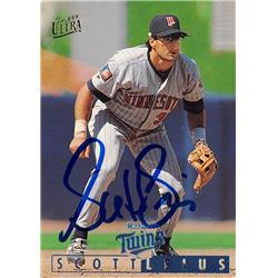 Scott Leius Autographed Baseball Card - Minnesota Twins - 1995 Fleer Ultra No.74