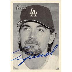 621748 Terry Mulholland Autographed Baseball Card - Los Angeles Dodgers - 2001 Bowman Heritage No.208