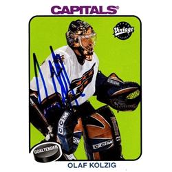 651682 Olaf Kolzig Autographed Hockey Card - Washington Capitals, FT - 2001 Upper Deck Vintage No.257