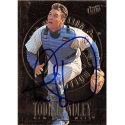 Todd Hundley autographed baseball card (New York Mets, SC) 1996 Fleer Ultra Gold #242 - Baseball Slabbed Autographed Cards