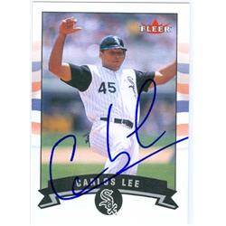 585445 Carlos Lee Autographed Baseball Card - Chicago White Sox - 2002 Fleer Baseball Card No.245