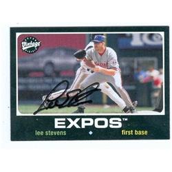 586021 Lee Stevens Autographed Baseball Card - Montreal Expos - 2002 Upper Deck Vintage No.195