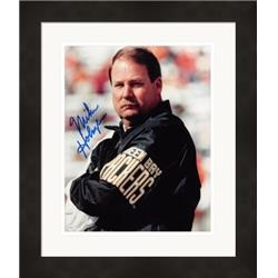 623242 Mike Holmgren Autographed 8 x 10 in. Photo - Green Bay Packers Super Bowl Head Coach - No.3 Matted & Framed
