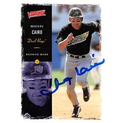 637584 Miguel Cairo Autographed Baseball Card - Tampa Bay Rays - 2000 Upper Deck Victory No.95