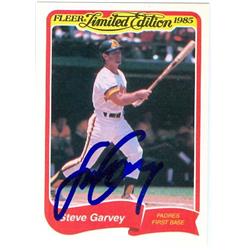585997 Steve Garvey Autographed Baseball Card - San Diego Padres - 1985 Fleer Limited Edition No.9