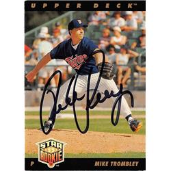 Mike Trombley Autographed Baseball Card - Minnesota Twins - 1993 Upper Deck No.28 Star Rookie