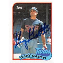 Gary Gaetti Autographed Baseball Card - Minnesota Twins - 1989 Topps No.220