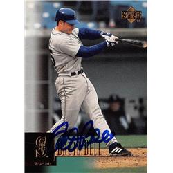 626834 David Bell Autographed Baseball Card - Seattle Mariners - 2000 Upper Deck No.85