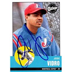 651012 Jose Vidro Autographed Baseball Card - Montreal Expos, FT - 2001 Upper Deck Vintage No.242