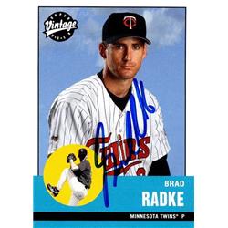 650999 Brad Radke Autographed Baseball Card - Minnesota Twins, FT - 2001 Upper Deck Vintage No.134