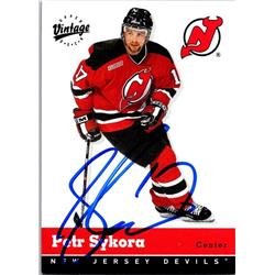 651895 Petr Sykora Autographed Hockey Card - New Jersey Devils, FT - 2000 Upper Deck Vintage No.218