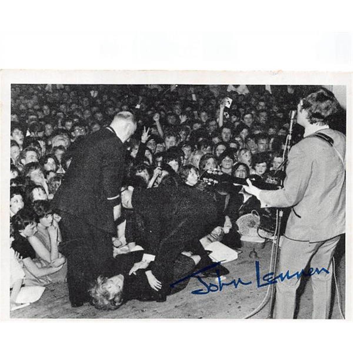 Picture of Autograph Warehouse 625225 John Lennon Trading Card - 1964 Beatles Condition Back of Card Destroyed