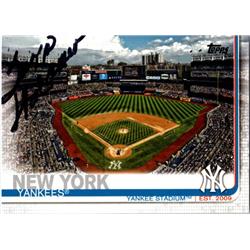 724686 Suzyn Waldman Autographed New York Yankees Broadcaster, SC 2019 Topps Yankee Stadium No.47 Sharpie Baseball Card