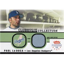 700798 Paul Lo Duca Player Worn Jersey Patch Los Angeles Dodgers 2002 Fleer Platinum Clubhouse Collection No.PL Baseball Card