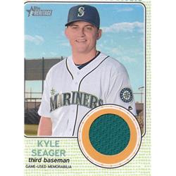 675770 Kyle Seager Player Worn Jersey Patch Seattle Mariners 2017 Topps Heritage Clubhouse Collection No.CCRKS Baseball Card