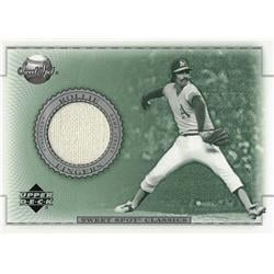 664879 Rollie Fingers Player Worn Jersey Patch Oakland Athletics 2002 Upper Deck Sweet Spot Classics No.JRF Baseball Card
