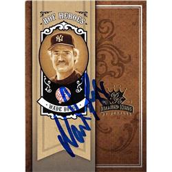 724521 Wade Boggs Autographed New York Yankees 2005 Donruss Diamond Kings No.HH93 Baseball Card