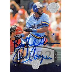 701986 Cecil Cooper Autographed Milwaukee Brewers JZ 2004 Upper Deck Legends No.220 1982 Baseball Card