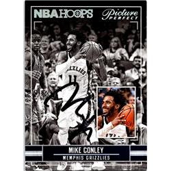 677232 Mike Conley Autographed Memphis Grizzlies 2017 Panini Hoops Picture Perfect No.5 Basketball Card