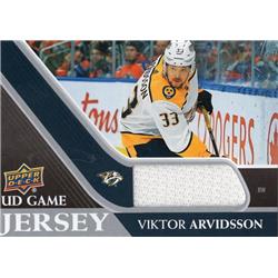 701167 Viktor Arvidsson Player Worn Jersey Patch Nashville Predators 2020 Upper Deck No.GJVA Hockey Card