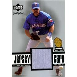 664711 Rafael Palmeiro Player Worn Jersey Patch Texas Rangers 2001 Uppert Deck Gold Glove No.GGRP Baseball Card