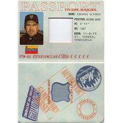 702606 Edgardo Alfonzo Player Worn Jersey Patch New York Mets, JZ 2001 Topps Stadium Club Passport No.PTMEA Baseball Card