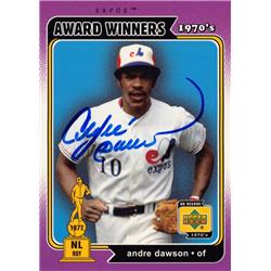 726156 Andre Dawson Autographed Montreal Expos 2001 Upper Deck Decade No.164 Rookie Year Trophy Logo Baseball Card