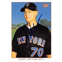 688506 Justin Huber Autographed New York Mets 2003 Topps 206 No.412 Baseball Card