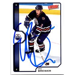 677375 Eric Brewer Autographed Edmonton Oilers, FT 2002 Upper Deck Victory No.86 Hockey Card