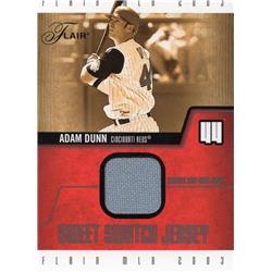 664688 Adam Dunn Player Worn Jersey Patch Cincinnati Reds 2003 Fleer Flair No.SSAD LE 82-250 Baseball Card
