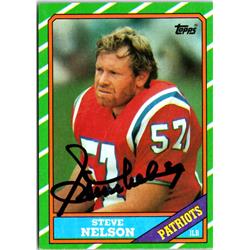 701458 Steve Nelson Autographed New England Patriots, SC 1986 Topps No.40 Football Card