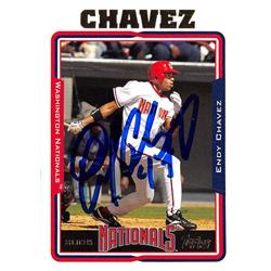 702091 Endy Chavez Autographed Washington Nationals 2005 Topps No.511 Baseball Card