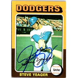 703052 Steve Yeager Signed Los Angeles Dodgers, JZ 1975 Topps No.376 Baseball Card