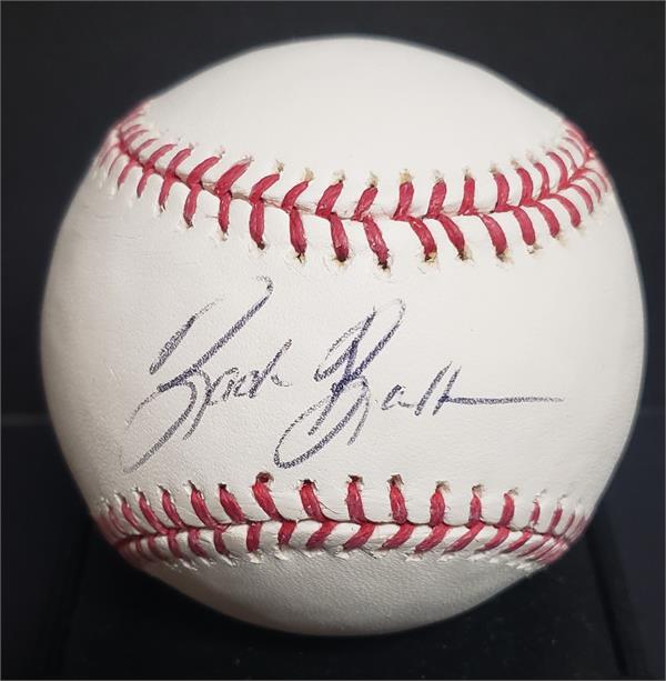 Picture of Autograph Warehouse 748254 Zach Britton Autographed Baseball - Romlb Orioles Yankees