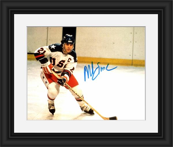 Picture of Autograph Warehouse 793759 Mike Eruzione Autographed 8 x 10 in. Photo - 1980 USA Olympic Hockey Team No.SC17 Matted & Framed