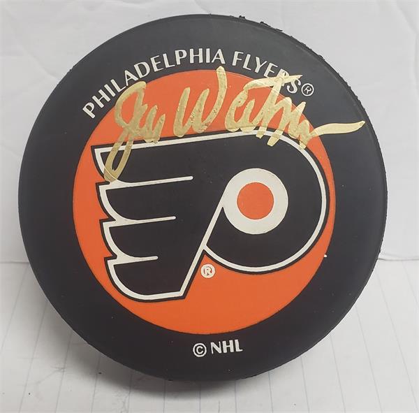 Picture of Autograph Warehouse 783365 Joe Watson Autographed Hockey Puck - Philadelphia Flyers with Display Cube