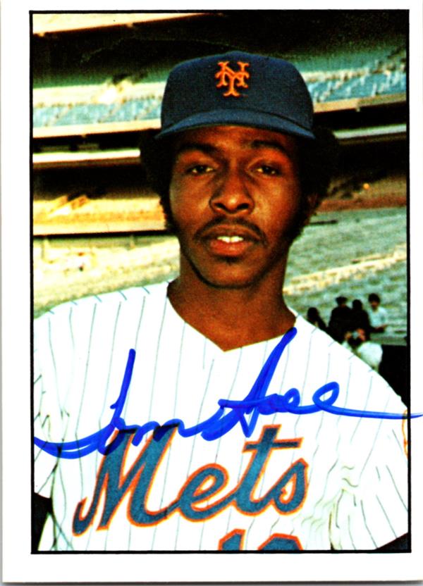 737085 Tom Hall Autographed Baseball Card -   York Mets 1975 SSPC No.3