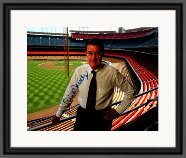 768434 Peter OMalley Autographed 8 x 10 in. Photo - Los Angeles Dodgers Owner No.SC2 Matted & Framed