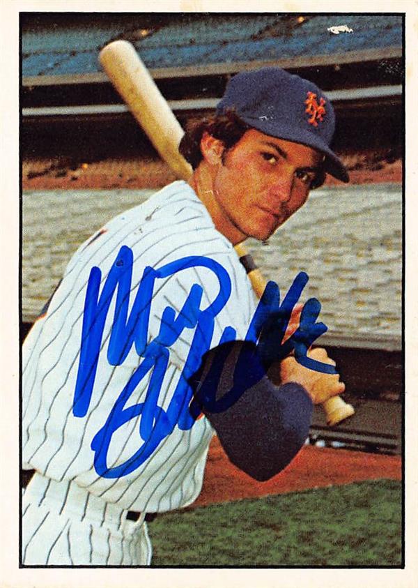768813 Mike Phillips Autographed Baseball Card -   York Mets 1975 SSPC No.18
